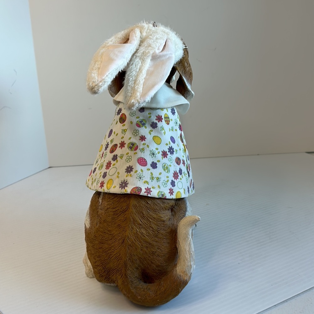 Resin Easter bunny ears basset hound dog sculpture - Picture 5 of 6